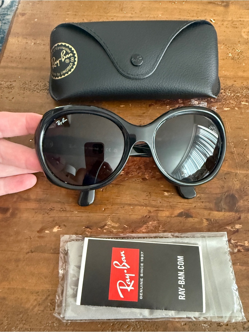 Ray-Ban Oversized Black Butterfly Oval Sunglasses Women Frame w/ Case Cloth Ray-